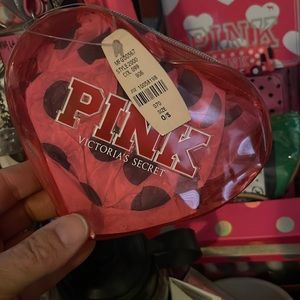 NWT Vs pink wristlet heart pouch htf